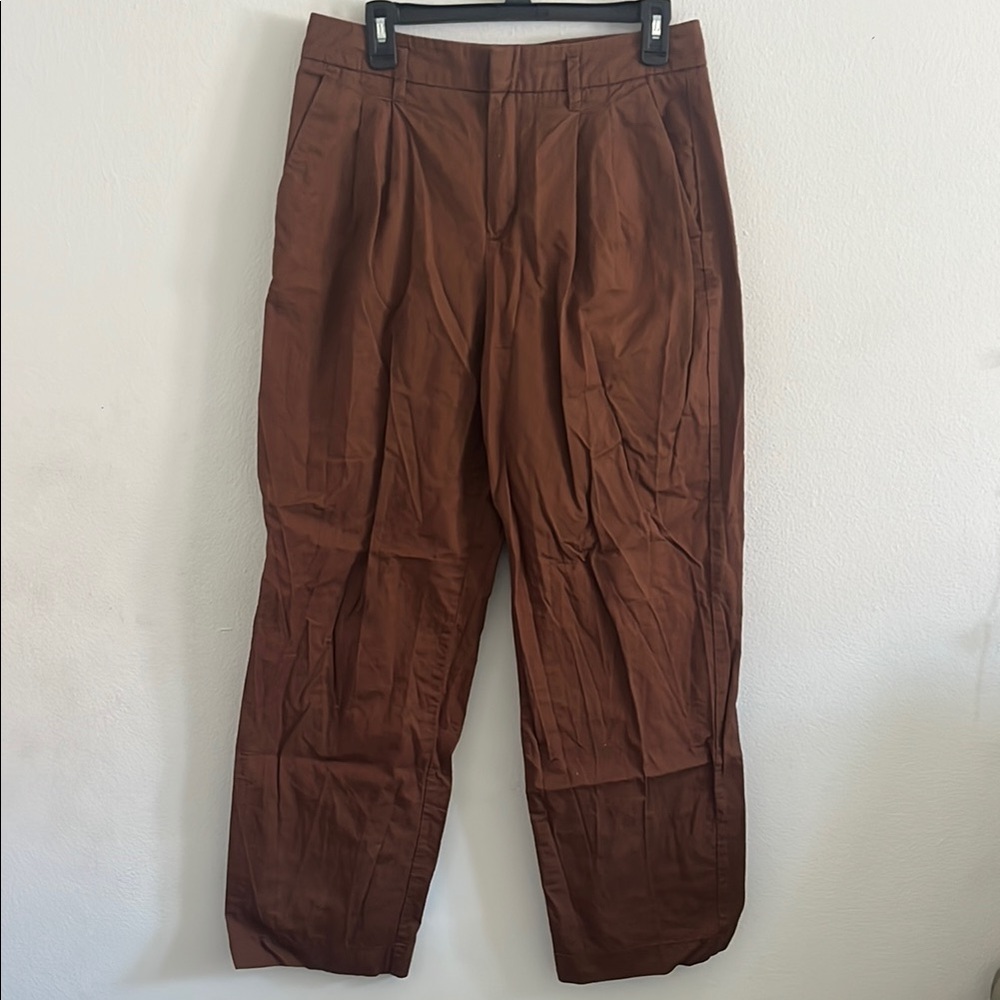 a new day Brown Trousers High-Rise Relaxed Fit
